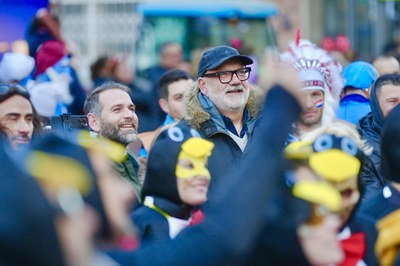 L'alcalde Larrosa i el regidor Blanco han seguit la Rua de Carnaval 2024.