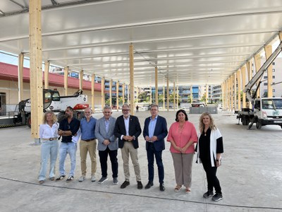 Els representants de les institucions, de Fira de Lleida i de l'empresa adjudicatària, avui a les obres.