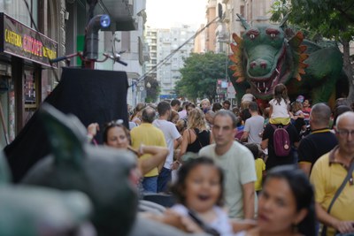 Plantada de bèsties, aquesta tarda, a l'avinguda Blondel, amb el Marraco..