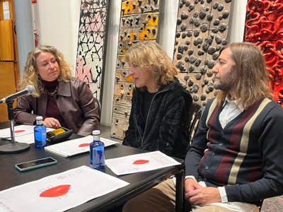 El Festival de Poesia s'ha presentat al Teatre de l'Escorxador.