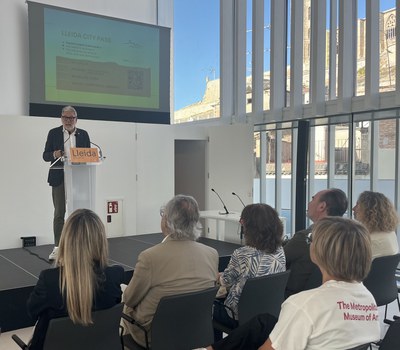 Larrosa en un moment de la presentació de la Lleida City Pass.