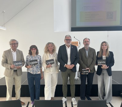 Larrosa i Bosch han presentat avui al MORERA la Lleida City Pass acompanyats dels responsables dels quatre equipaments adherits.