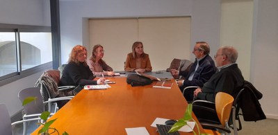 La regidora de Persones Grans, Salut i Consum, Anna Miranda, s’ha reunit amb el president de Facua Catalunya, José Luis Nueno, i amb el seu responsable a Lleida, Máximo Juan Blanco.