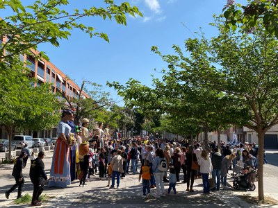 Pardinyes s’ha bolcat aquest diumenge en la celebració de la XIX Trobada Gegantera.