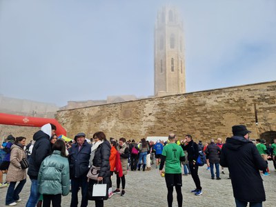 La Seu Vella i la boira han presidit tota la jornada esportiva.