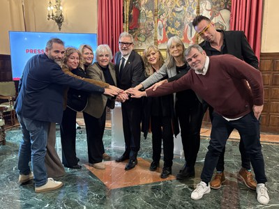 Foto de grup de l'acte de presentació del projecte de pressupostos de 2025.