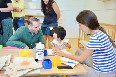 L'Estiu de Petits es dur a terme a l’Escola Bressol Balàfia, l’Escola Bressol Parc de Gardeny i l’Escola Bressol Cappont.