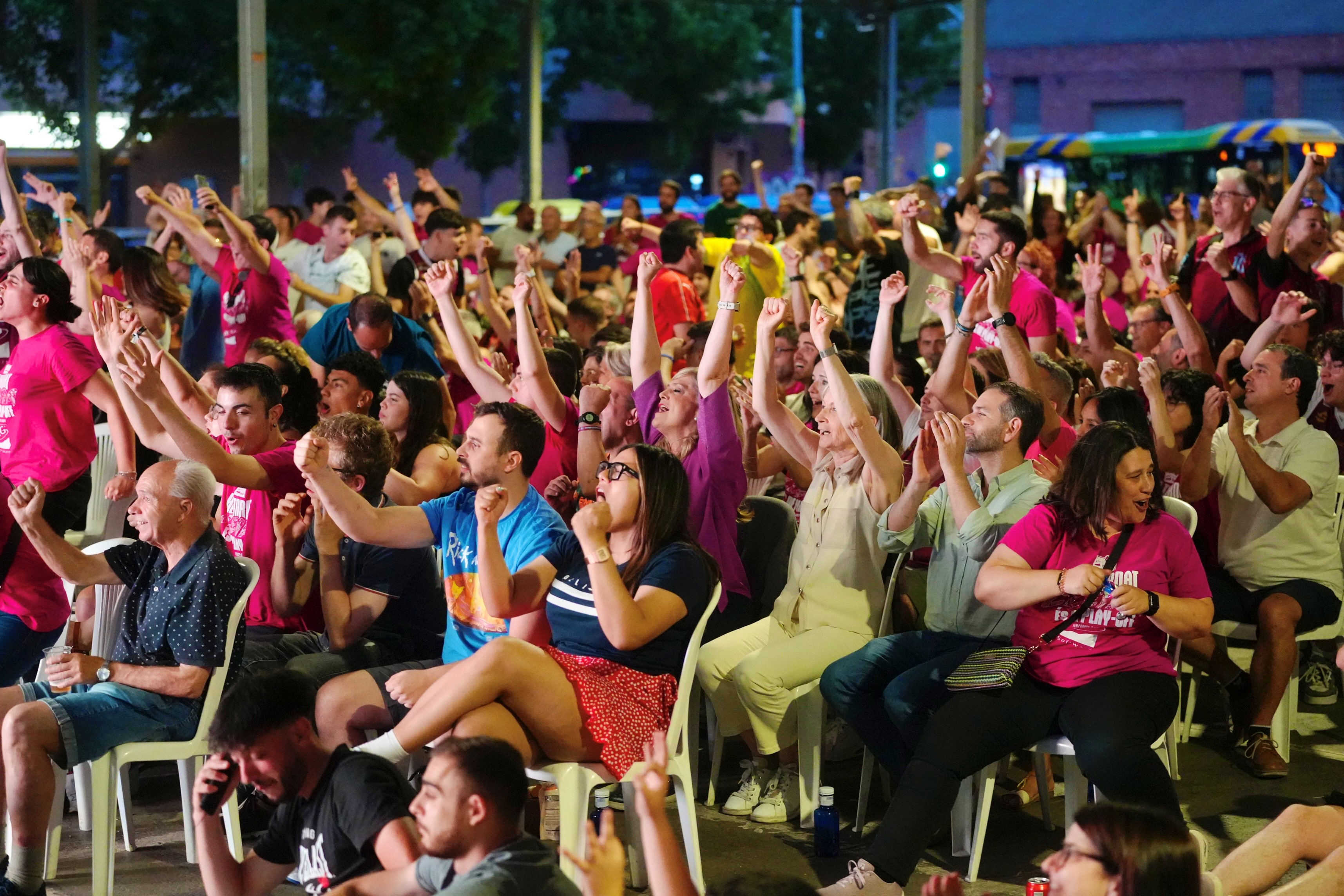 Diversos regidors de la Paeria han seguit des de Lleida la semifinal entre l'ICG Força Lleida i el Longevida San Pablo Burgos.