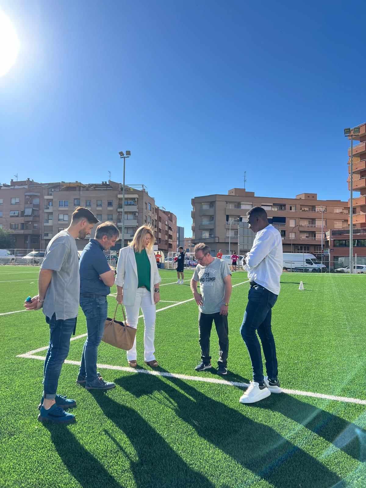 El camp de futbol 7 també estrenarà nova gespa artificial.