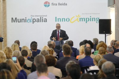 L'alcalde, Fèlix Larrosa, a l'acte inaugural de Municipàlia i Innocàmping..