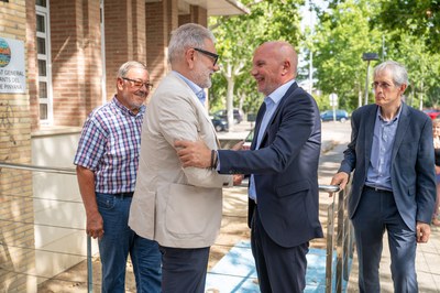 L'alcalde i el conseller d'Acció Climàtica s'han reunit amb els regants a la Casa de l'Aigua.