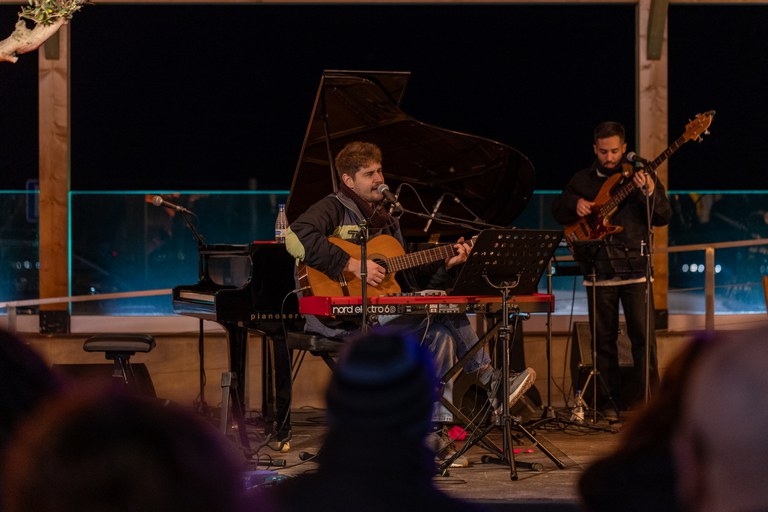 Ramon Matre durant el concert preestrena del seu àlbum "Costal d'ossos"