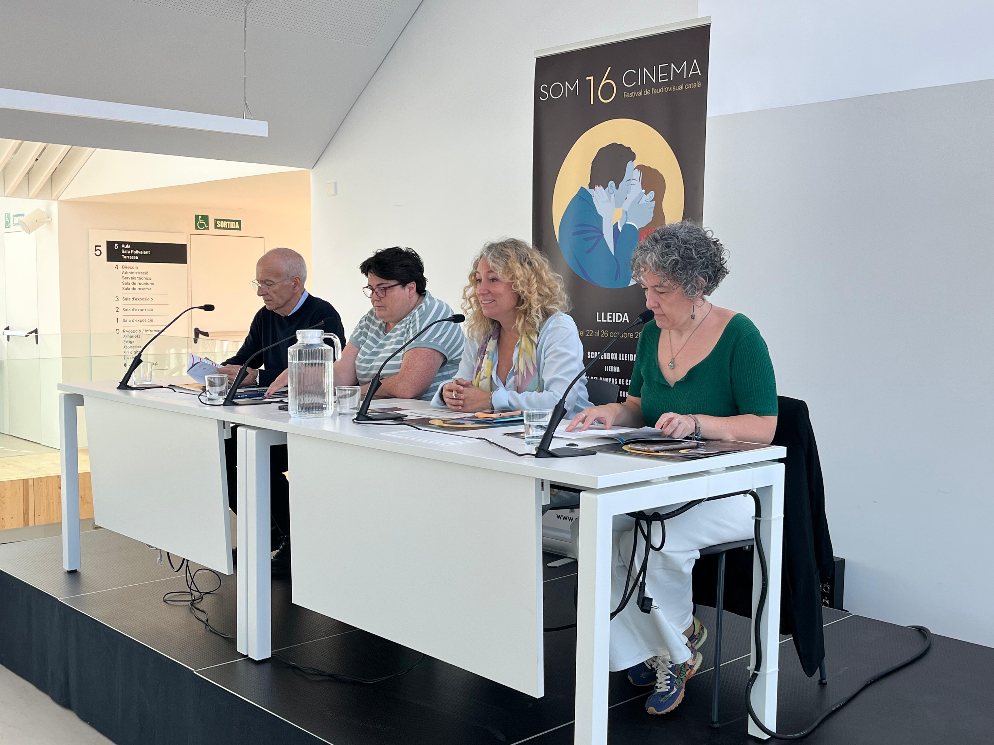 La regidora Pilar Bosch ha participat en la presentació del Som Cinema