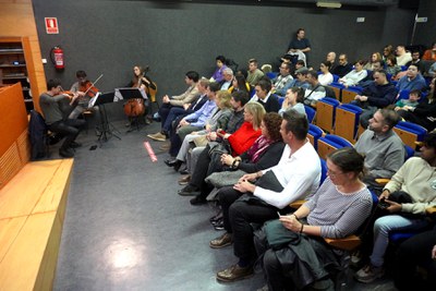 El trio Orfeu ha interpretat unes peces musicals a l'acte.