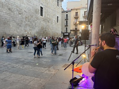 Pau Benítez i Francesc Marimon han posat la música a les Ballades a plaça.