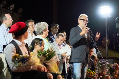 El paer en cap, Fèlix Larrosa, amb una àmplia representació de la Corporació Municipal, a la festa major de la Bordeta.