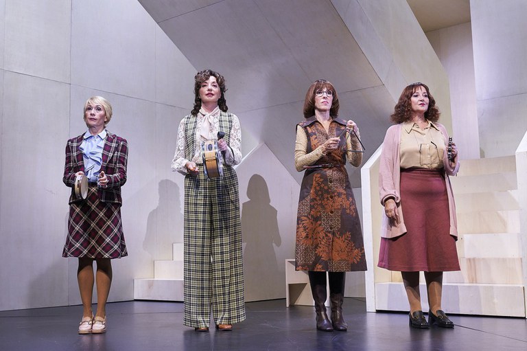 Imatges de "La dona fantasma", de T de Teatre