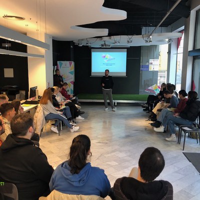 A la trobada s'ha parlat del Pla Local de Joventut 2022-2025 aprovat el passat desembre.