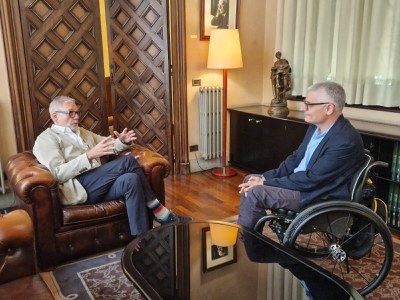 Fotografia de la reunió entre l'alcalde Larrosa i l'alcalde Latorre.