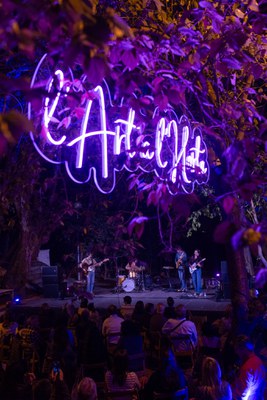 El primer cicle del festival cultural i agroturístic de Lleida va tenir lloc a l'abril a Butsènit.
