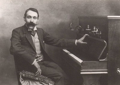 Viñes Jove al Piano. UdL..