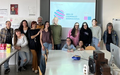 <bound method DexterityContent.Title of <NewsItem at /fs-paeria/paeria/es/actualidad/noticias/el-area-de-cooperacion-cierra-las-formaciones-sobre-derechos-humanos-impartidas-al-alumnado-de-grafica-publicitaria-del-eam-leandre-cristofol>>.