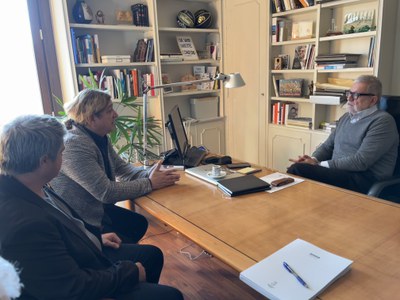 <bound method DexterityContent.Title of <NewsItem at /fs-paeria/paeria/es/actualidad/noticias/el-ayuntamiento-de-lleida-y-el-consejo-comarcal-del-segria-se-alinean-para-un-buen-funcionamiento-del-transporte-y-el-comedor-escolar>>.