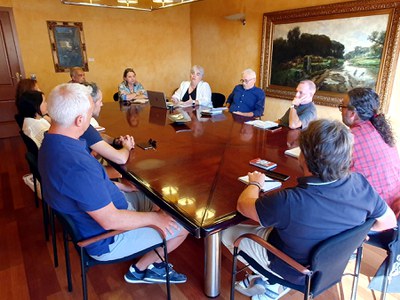 Imagen del encuentro celebrado hoy en la sede de la concejalía.