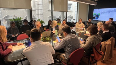 Comisión de seguimiento y control del servicio de abastecimiento de agua y saneamiento de Lleida, que ha tenido lugar este martes..