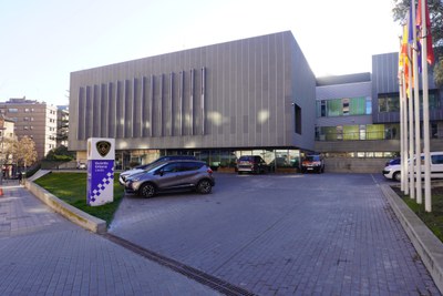 La Guardia Urbana ha identificado a uno de los presuntos autores de la quema de contenedores que ha tenido lugar esta madrugada en diferentes lugares de la ciudad.