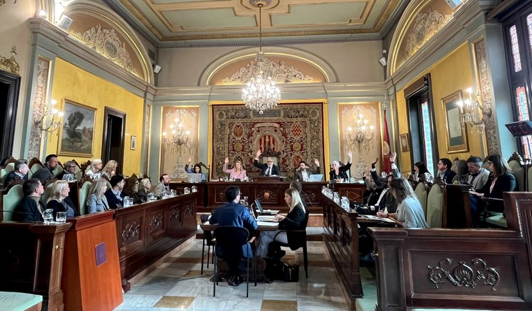 Lleida aprueba la congelación de impuestos y amplía bonificaciones en vivienda asequible