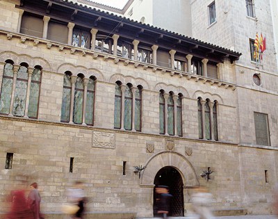 <bound method DexterityContent.Title of <NewsItem at /fs-paeria/paeria/es/actualidad/noticias/la-paeria-facilita-el-desplazamiento-de-personas-con-movilidad-reducida-a-los-colegios-electorales>>.