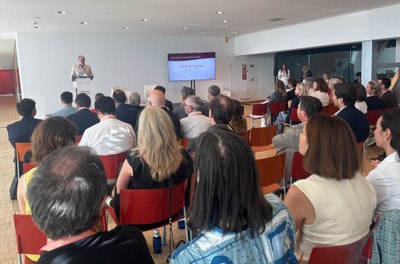 El Encuentro Empresa y Cultura de Lleida ha reunido a 150 representantes del mundo empresarial y cultural en la Llotja.