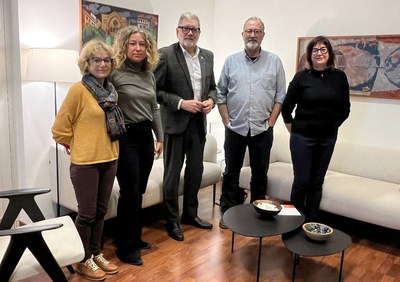 El alcalde, Fèlix Larrosa, se ha reunido esta tarde con el presidente de Òmnium Cultural, Xavier Antich, en la Paeria..