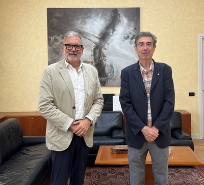 El paer jefe, Fèlix Larrosa, ha mantenido un encuentro institucional con el rector de la Universidad de Lleida, Jaume Puy.