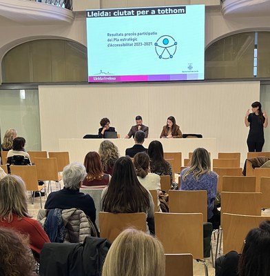 Primeras medidas en marcha para mejorar la accesibilidad fruto del trabajo conjunto con entidades de la ciudad..