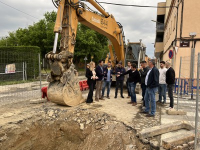 Visita a las obras de renovación del alcantarillado de la calle Gran de Llívia.
