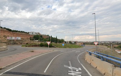 Se trabajará en la renovación del pavimento en esta rotonda de la N-II.