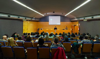 El teniente de alcalde Carlos Enjuanes asistió a una de las dos sesiones programadas en febrero..